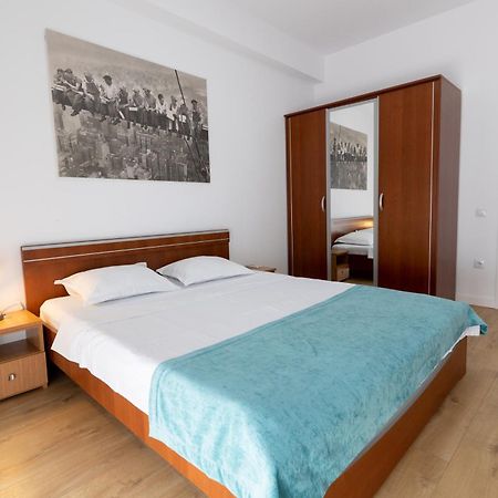 Obor Central Oasis --Secured Parking Nearby --Self Check-In-- 1Min Metro Station Бухарест Экстерьер фото